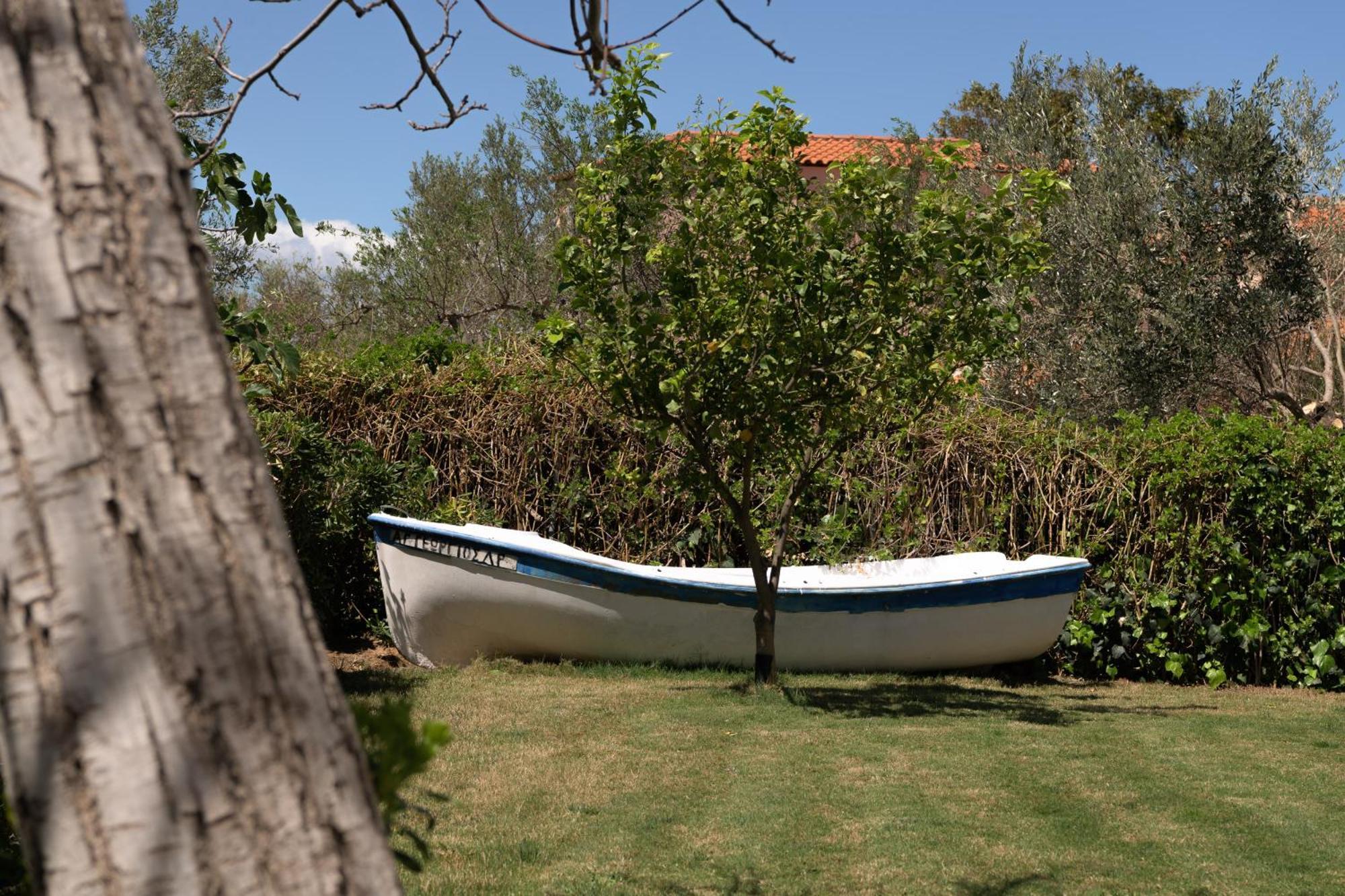 Villa Perivoli Seaview Cottage, A Rural Bliss Of Nature, By Thinkvilla Agios Dimitrios (Crete)
